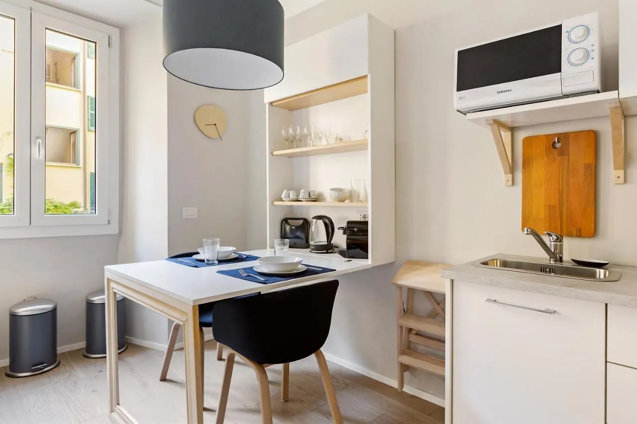 Guesthost - Sempione & Garibaldi Comfy Studio Milan Italy